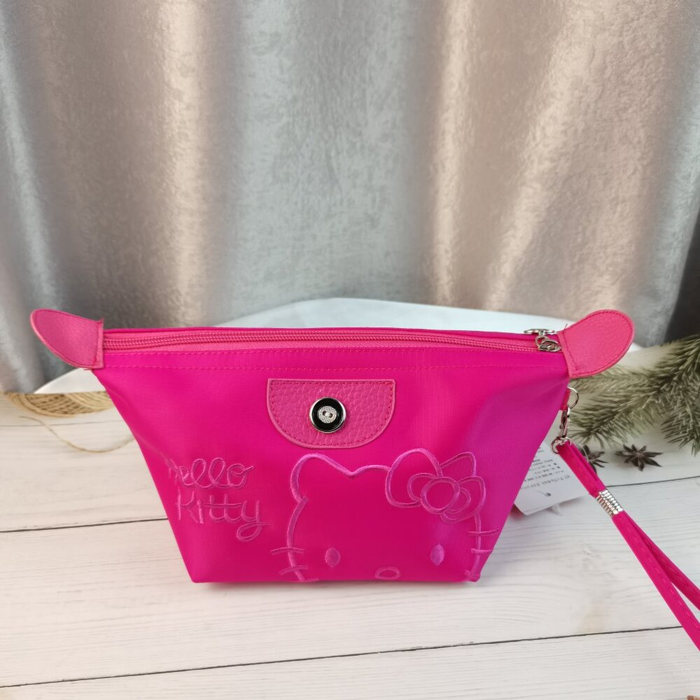 Hello Kitty MAKEUP BAG NWT